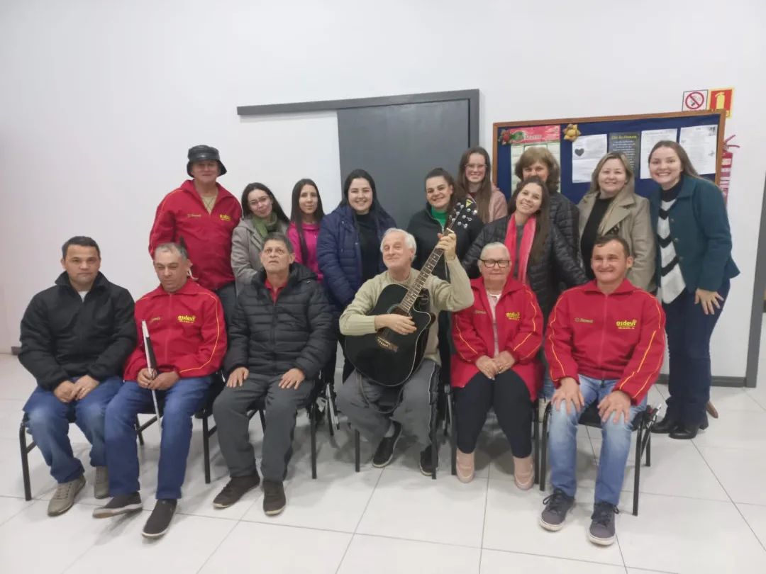 Acadêmicas da Faculdade de Pedagogia da Setrem realizam prática pedagógica na ASDEVI, de Três de Maio