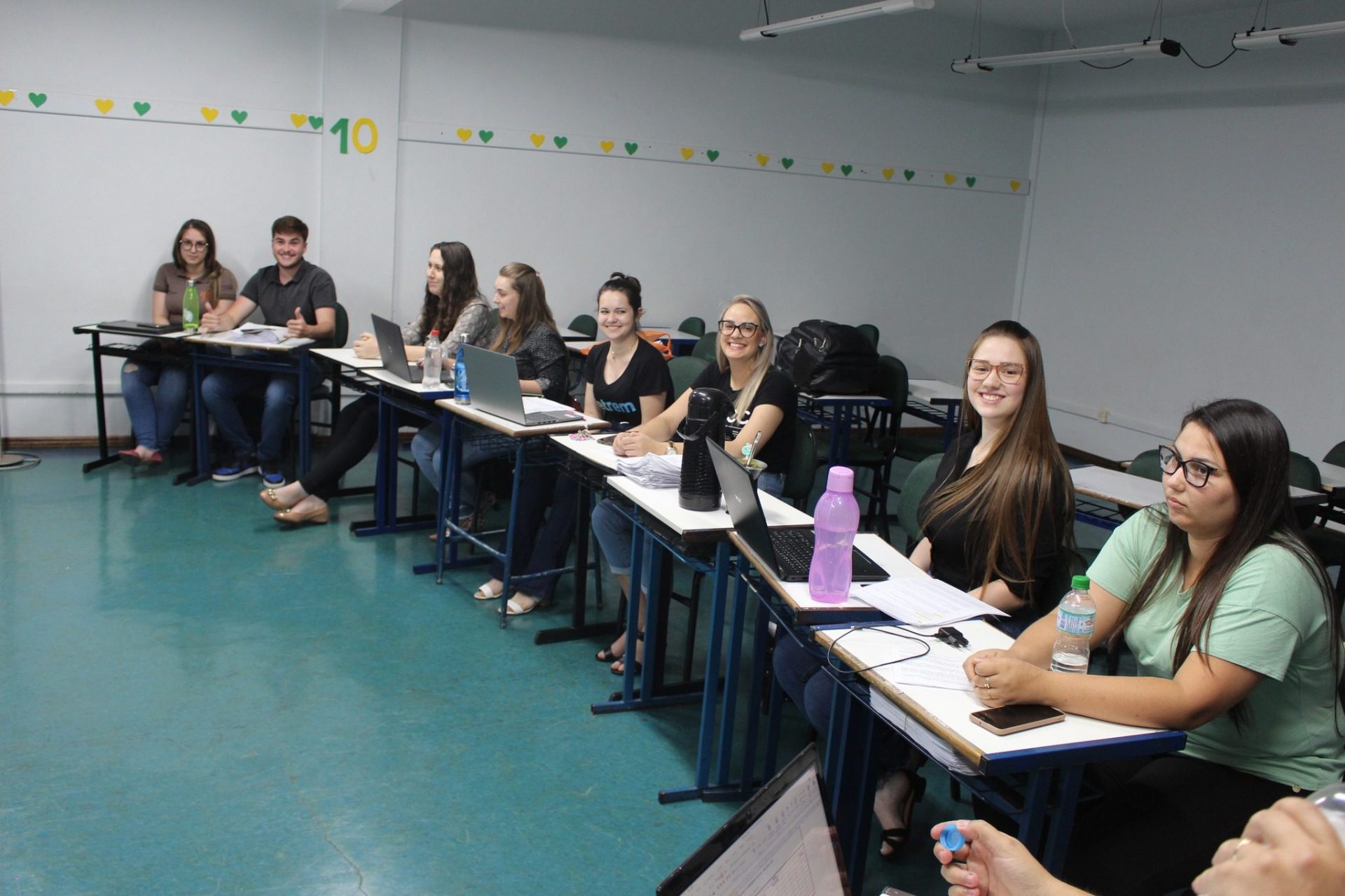 Pesquisa do curso de Administração da Setrem revela dados do comportamento de compra deste fim de ano
