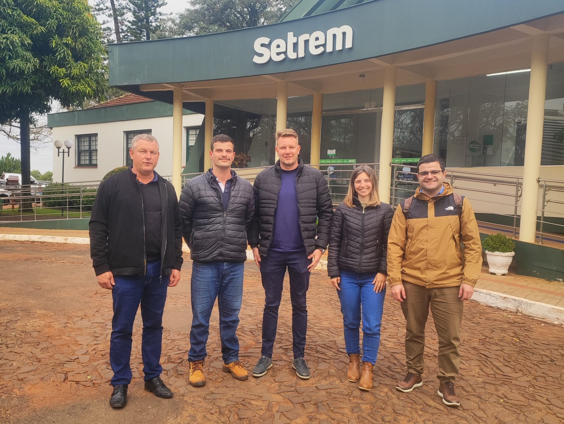 Setrem recebe visita da Cotrisal e fortalece parceria com os cursos da área agrária