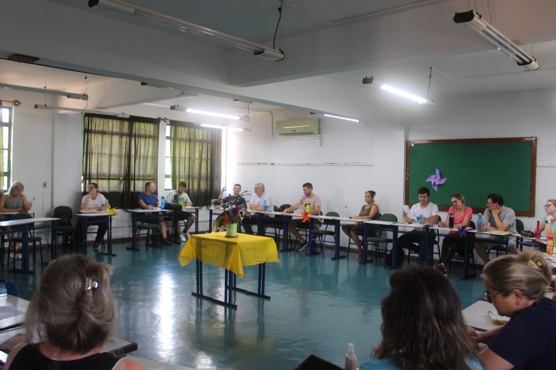 Você sabe a diferença entre competências e habilidades no âmbito da educação?