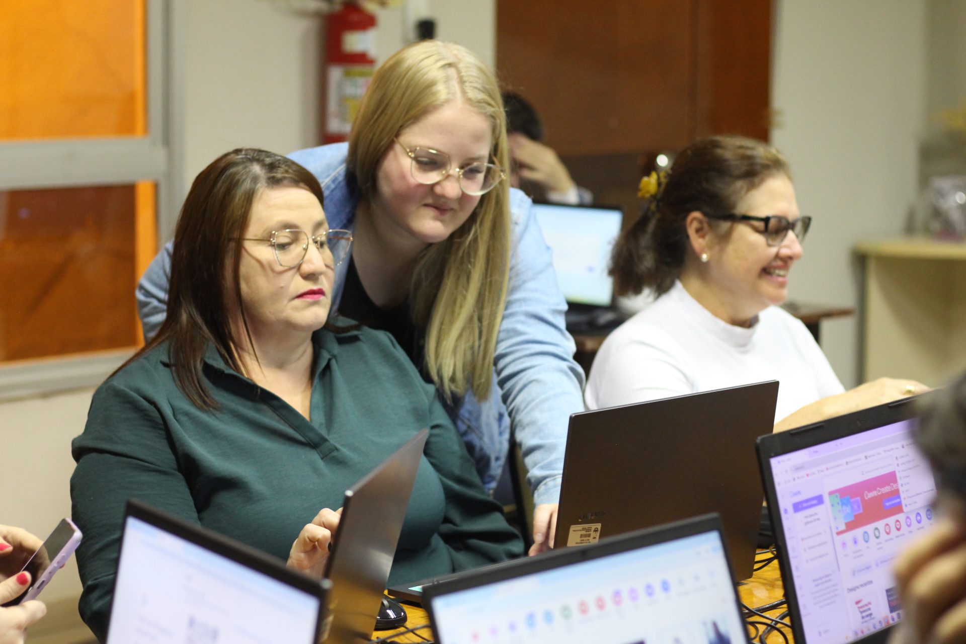 Setrem e Prefeitura de Três de Maio promovem 16ª edição do Gurias da Informática e empoderam mulheres por meio da tecnologia