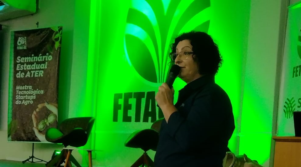 Professora do Curso de Agronomia realiza fala no II Seminário Estadual de ATER da Fetag/RS