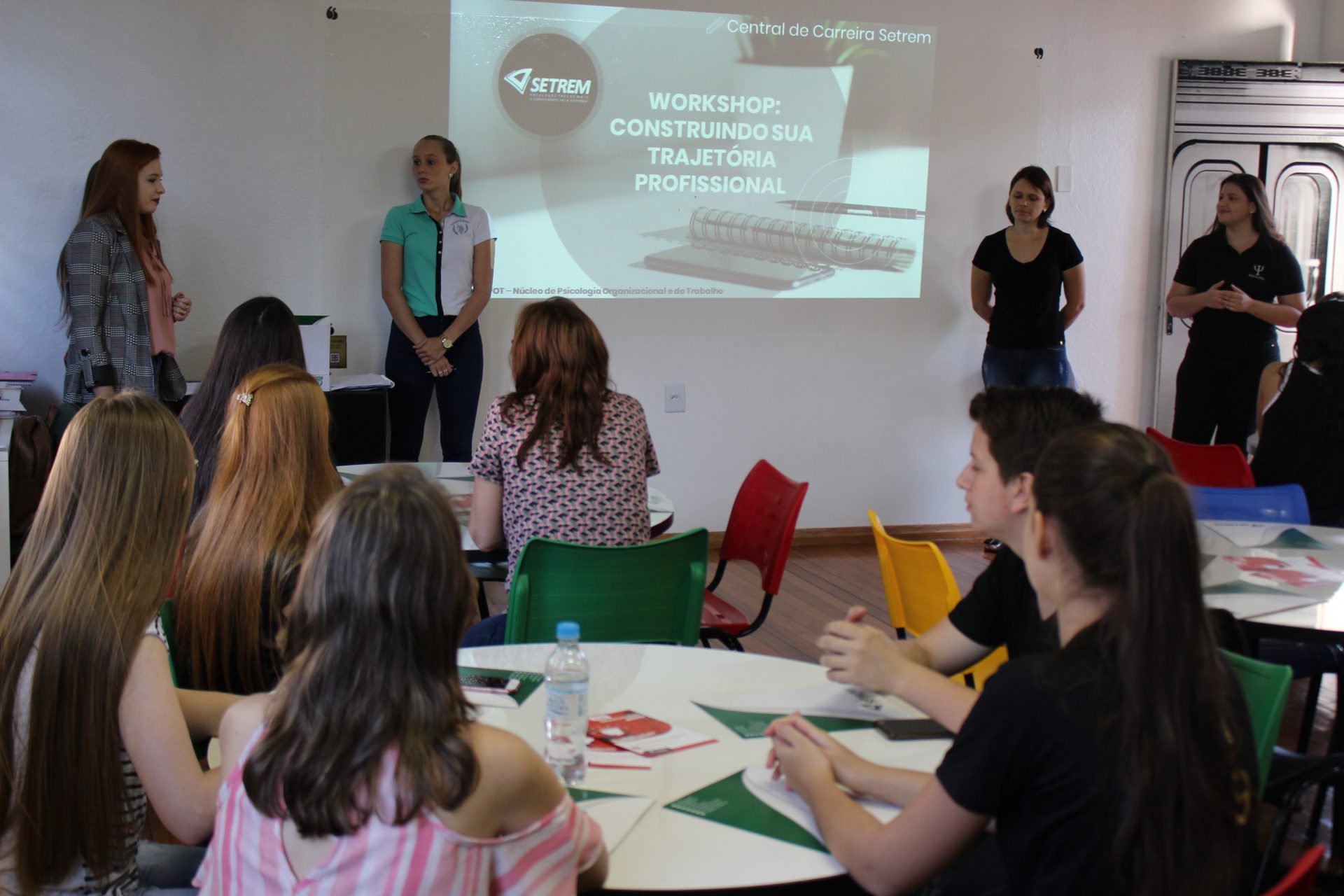 Curso de Psicologia e ACI lançam projeto Profissionais do Agora