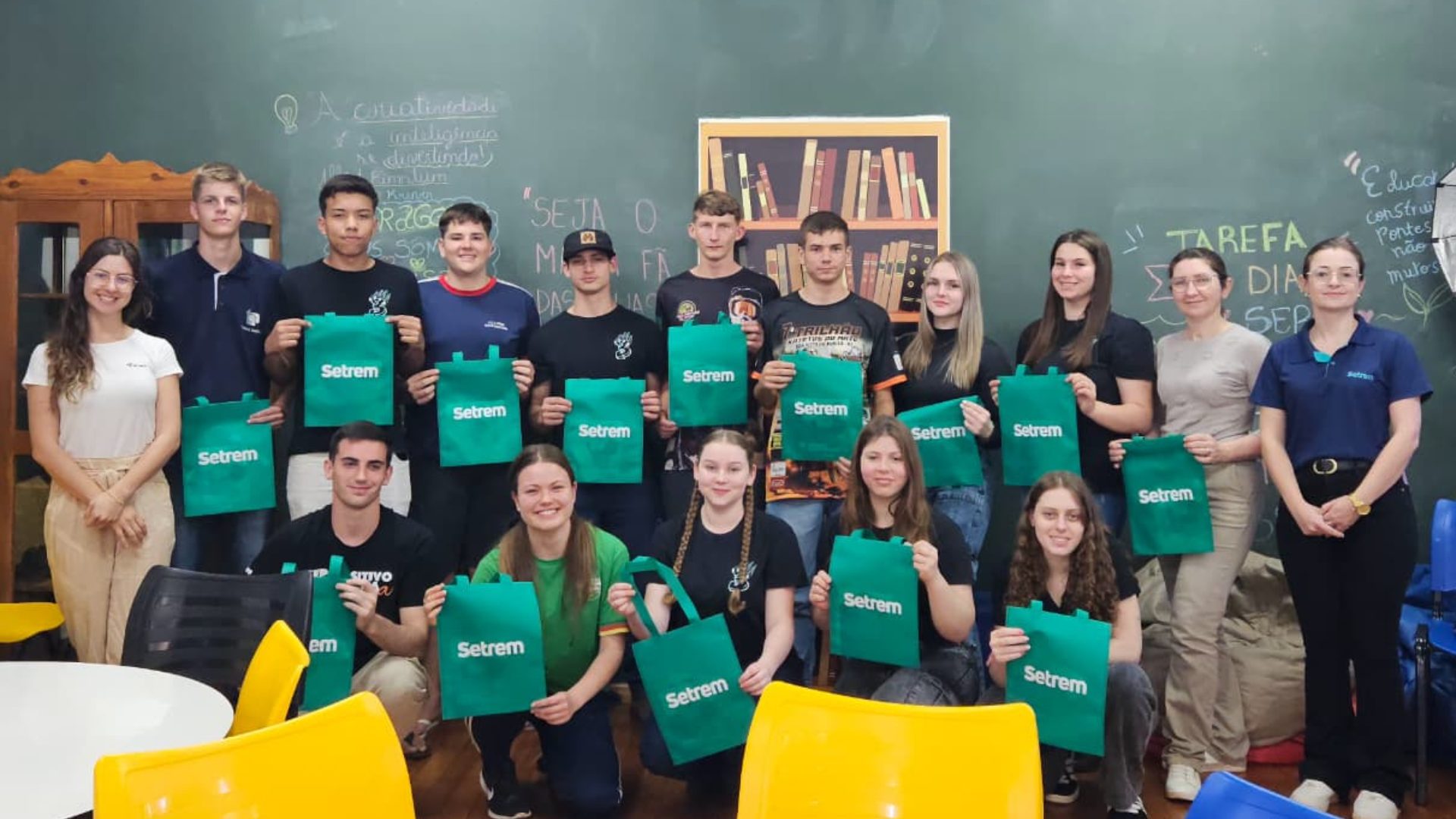 Escolas da região visitam a Setrem em uma jornada de descobertas e conexões